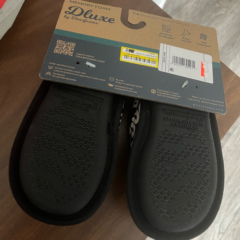 Kids BOO Halloween dearfoams slippers